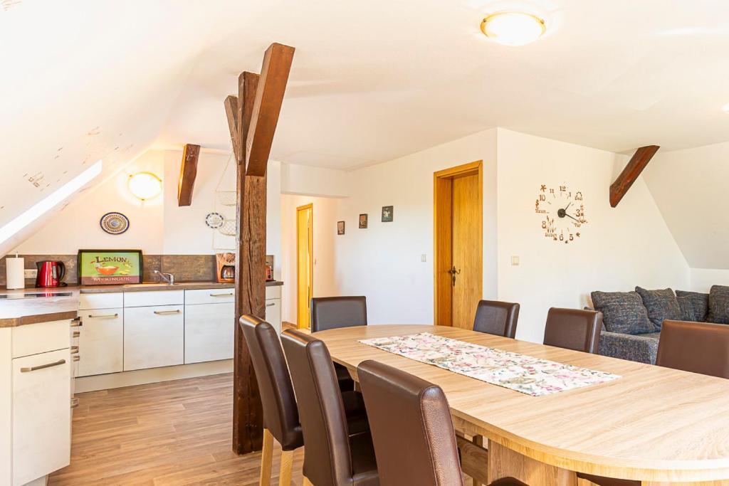 Ferienwohnung Am Walnussbaum Parchtitz Exterior foto